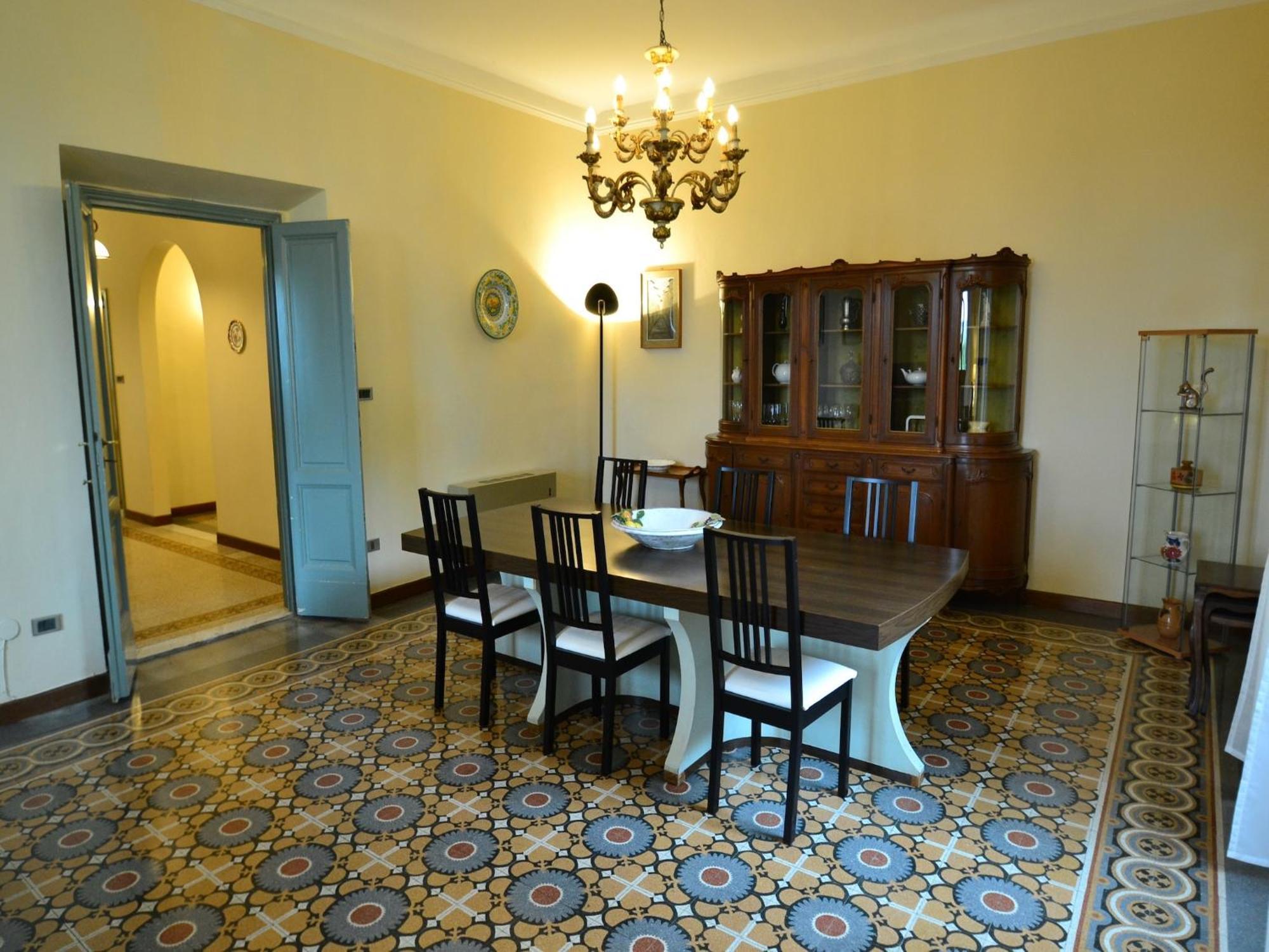 Lovely Holiday Home In Montefiridolfi With Hill View Extérieur photo